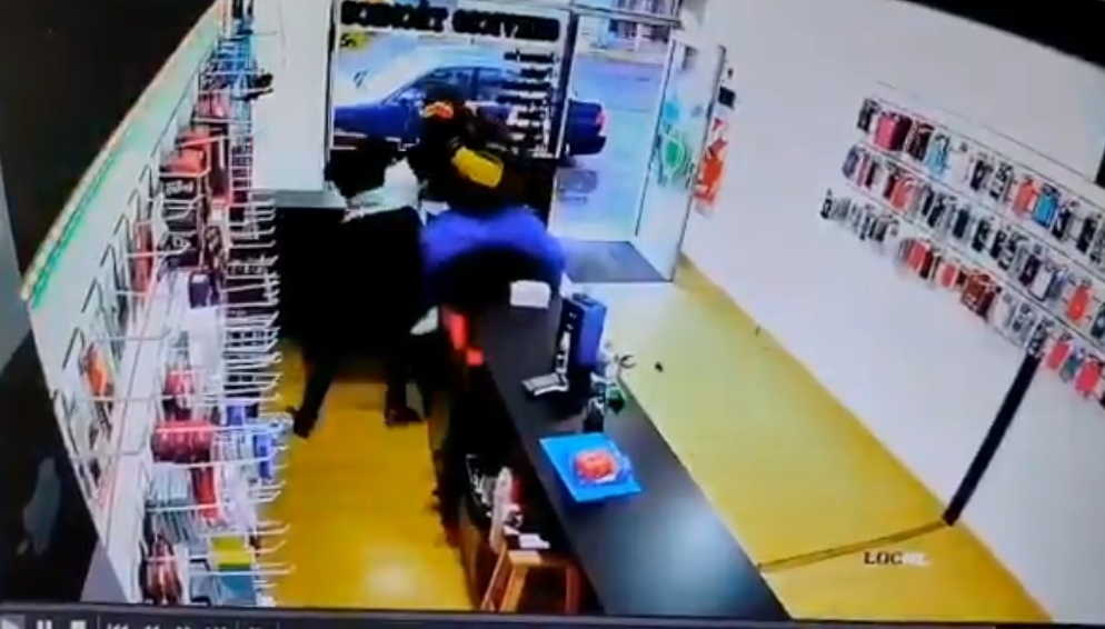 Video: Mar del Plata un empleado se trenzó a las trompadas con un ladrón