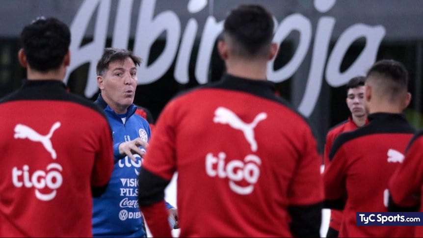 El entrenador Eduardo Berizzo repetiría la formación de Paraguay ante Argentina el lunes