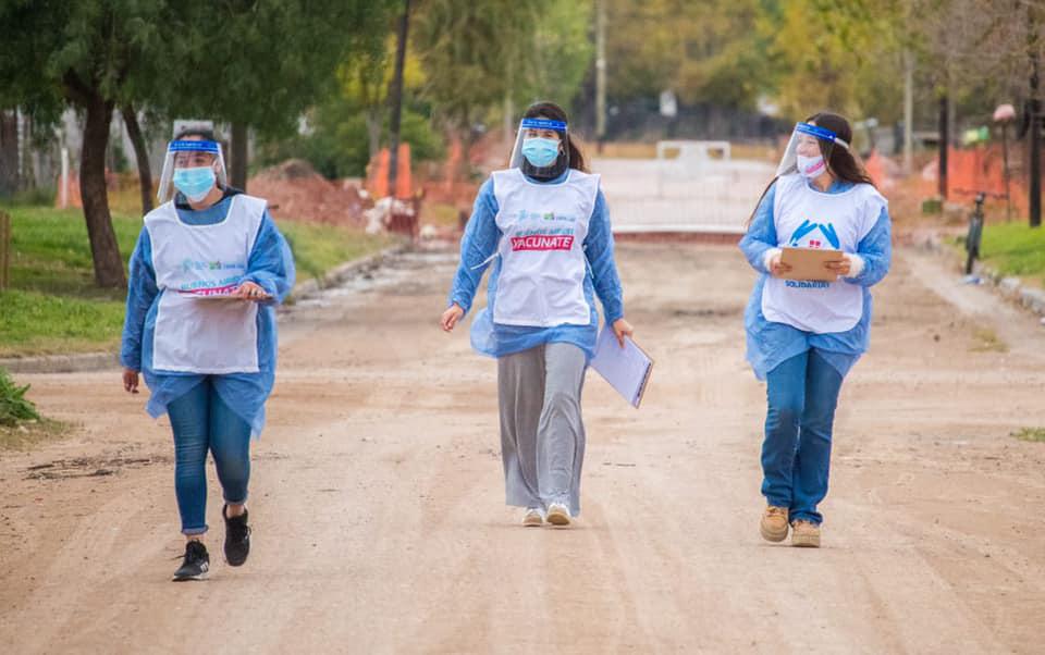 El gobierno de la Provincia busca casa por casa a quienes aún no se inscribieron para vacunarse