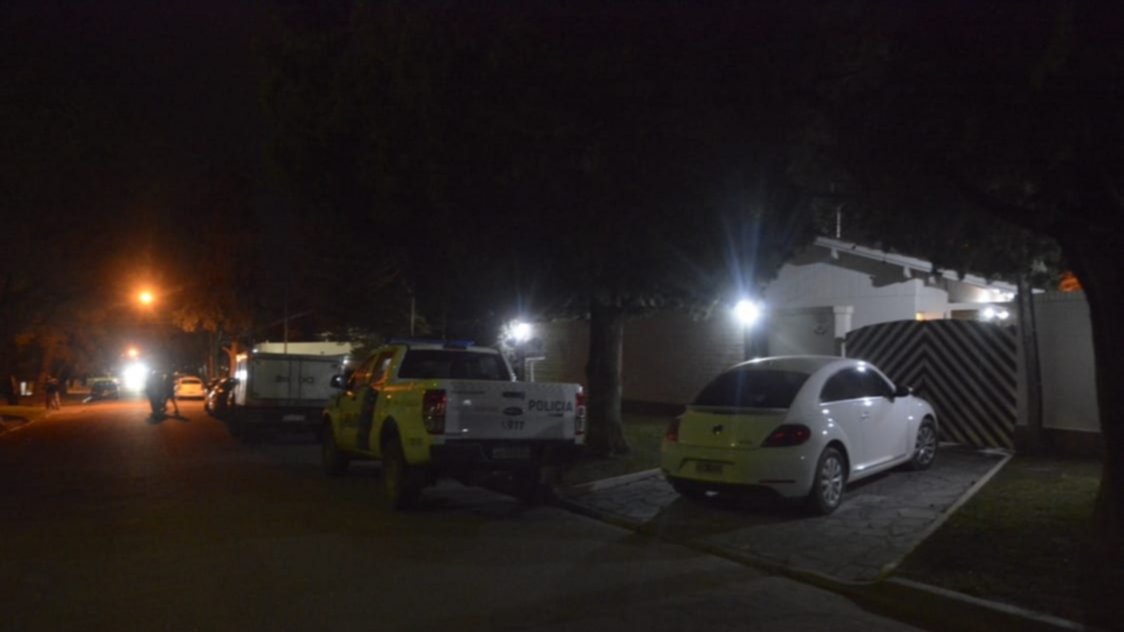 Asesinan de tres disparos a un hombre de 76 años en su casa de Bahía Blanca