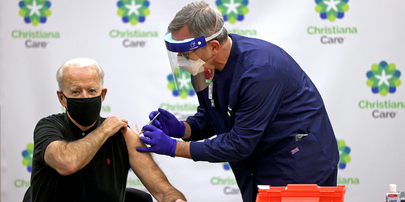 Biden impulsará la vacunación contra el coronavirus entre los estatales de EEUU