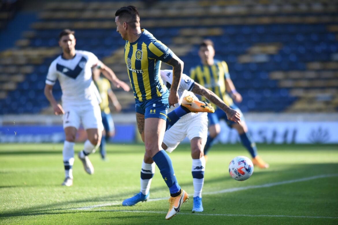 Central le ganó sobre la hora a Vélez en Rosario
