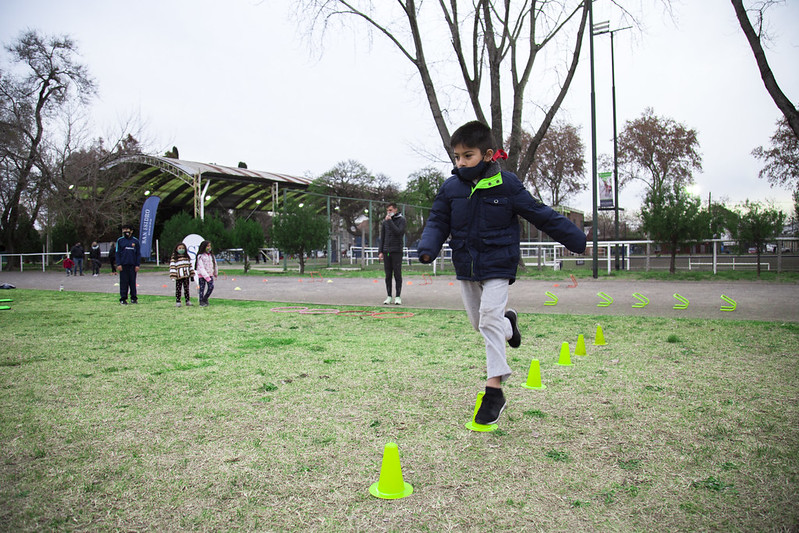 SAN ISIDRO: CLASES DE ATLETISMO EN LOS CAMPOS DE DEPORTES MUNICIPALES