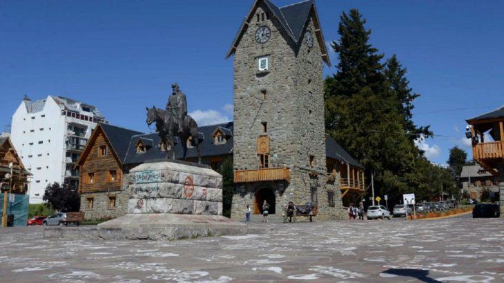 Bariloche: la fiesta Nacional de la Nieve cumple medio siglo