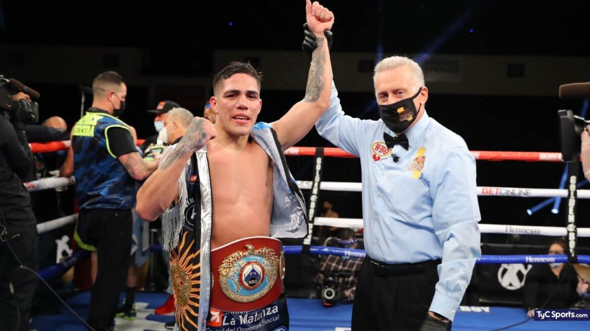 Brian Castaño ganó un reconocimiento que vale más que el empate ante Charlo