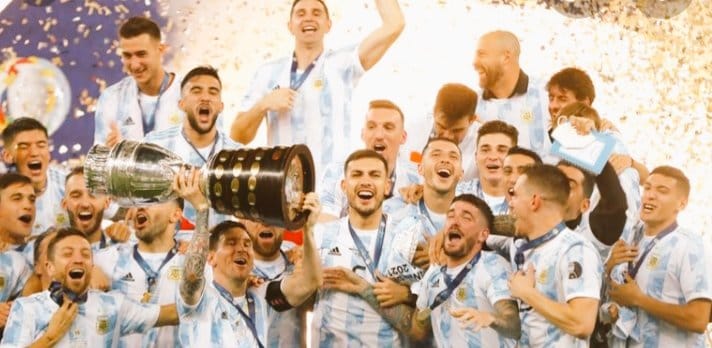 Los campeones de América ya están en el país