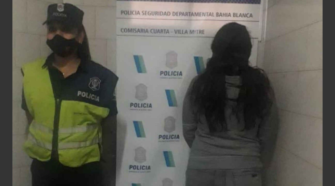 Detienen a una mujer acusada de apuñalar a su pareja