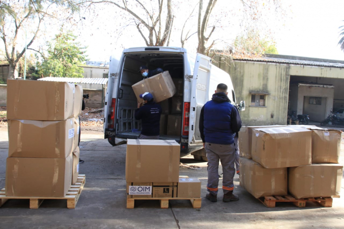 La provincia de Buenos Aires gestionó donaciones de embajadas y empresas para barrios populares