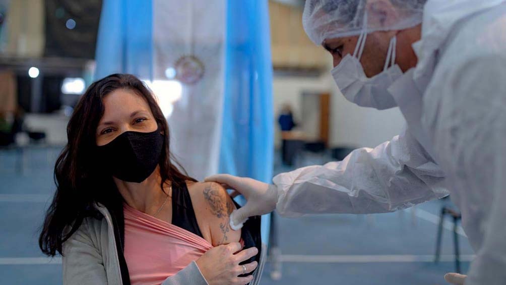 Provincia de Buenos Aires: nueva jornada de vacunación con postas itinerantes y vacuna libre