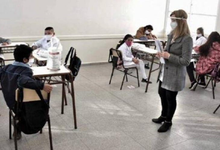 Desde el lunes vuelven las clases presenciales y virtuales en La Rioja