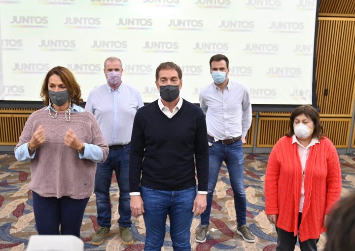 Santilli desembarcó en La Matanza para su primera recorrida de campaña