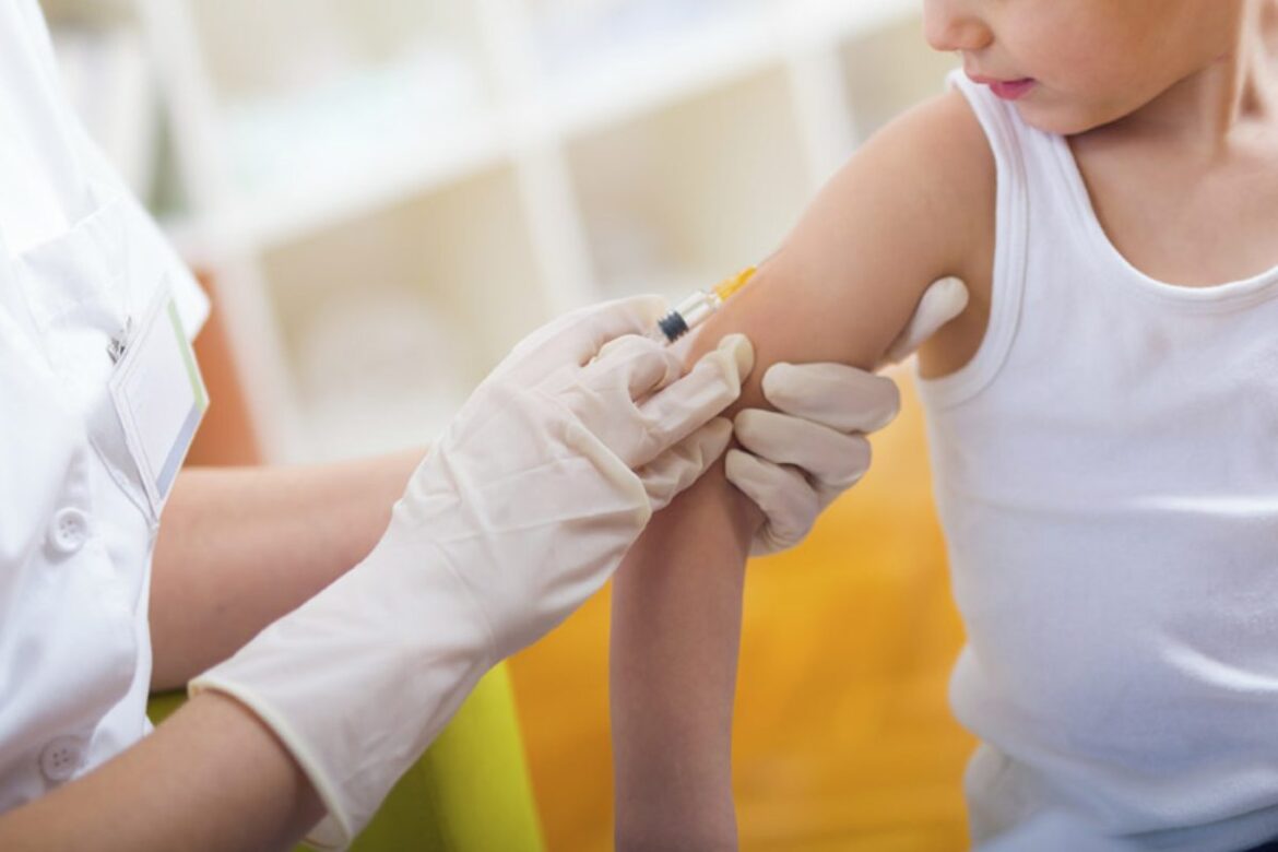 La OMS advierte sobre una «catástrofe absoluta» por el atraso en la vacunación de niños