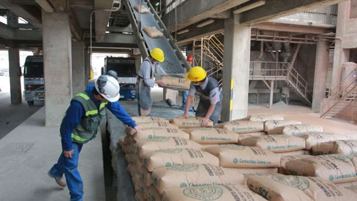 Crecen más de 21% los despachos de cemento en julio y proyectan una expansión anual de 19%