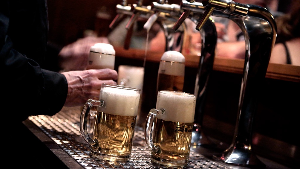 Multaron con $150 millones a Cervecería Quilmes por abuso de posición dominante