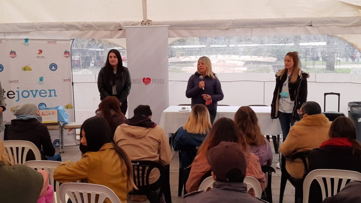 Una jornada “celeste” celebró el Día Internacional de Acción por las Dos Vidas