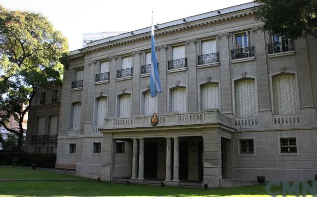 Residentes argentinos en Chile solicitan a la embajada autorización para cruzar la frontera