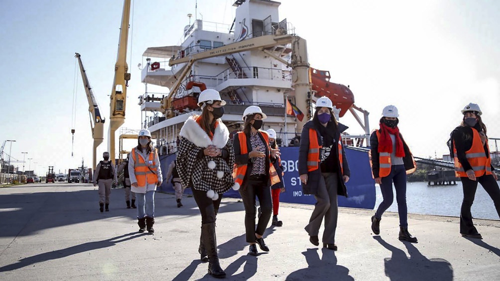 Un informe oficial dio cuenta de una fuerte desigualdad de género en el ámbito portuario