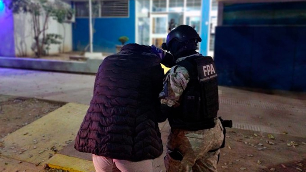 Secuestran cocaína y cigarrillos en Salta y detienen a seis narcos en Córdoba y Santa Fe