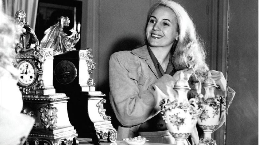 Actos recordatorios a 70 años del renunciamiento de Evita a la fórmula presidencial
