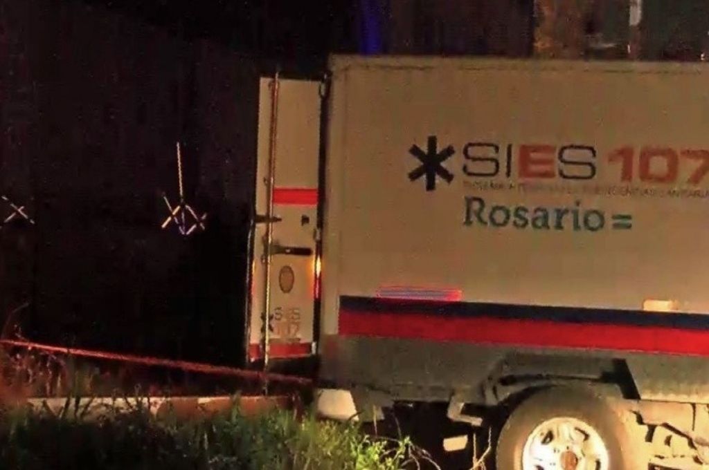 Hallan el cadáver de un hombre en una zanja en la periferia de Rosario