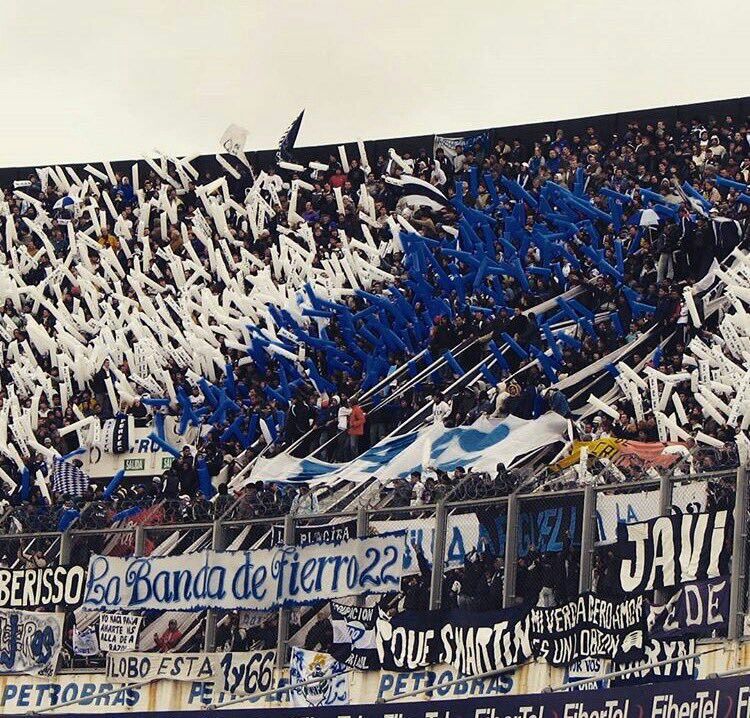 El gobierno confirma el regreso del público a las canchas pero exige al menos una dosis de vacuna