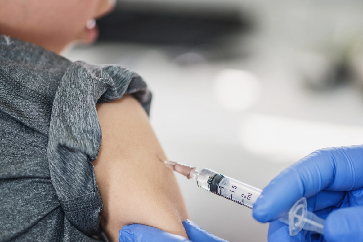 El Gobierno bonaerense envió más de medio millón de turnos para dosis pediátricas