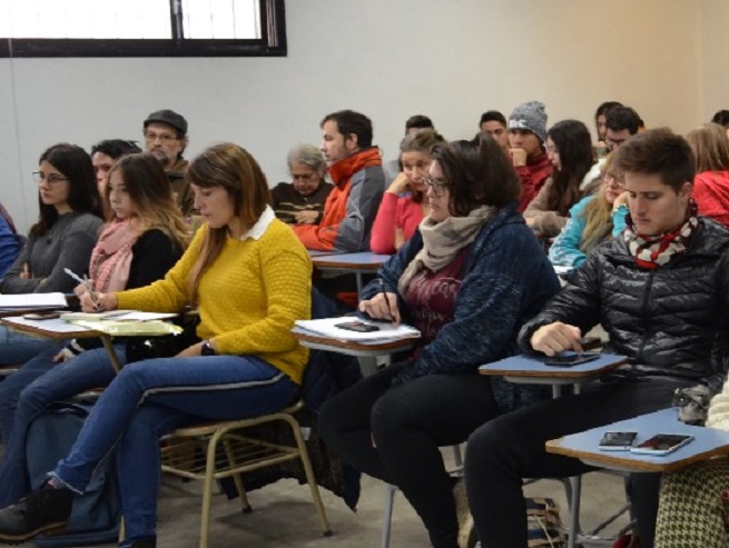Morgade: «Hay muchos jóvenes que están estudiando en una situación muy compleja»