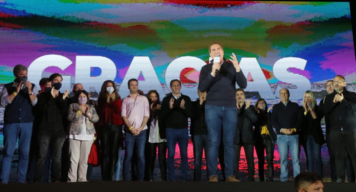 Cuestionaron que “Rovella y Frangul llevaron a Manes a una dura derrota” en La Plata y remarcaron que “el afiliado radical optó por seguir acompañando a Julio Garro”