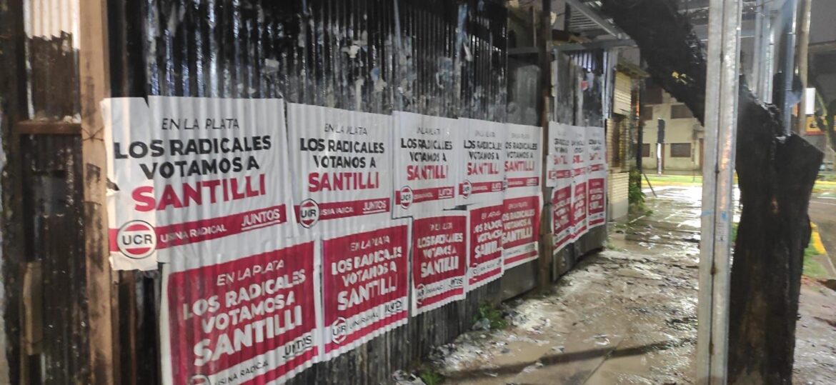 Los radicales en La Plata salieron a respaldar la lista de Diego Santilli