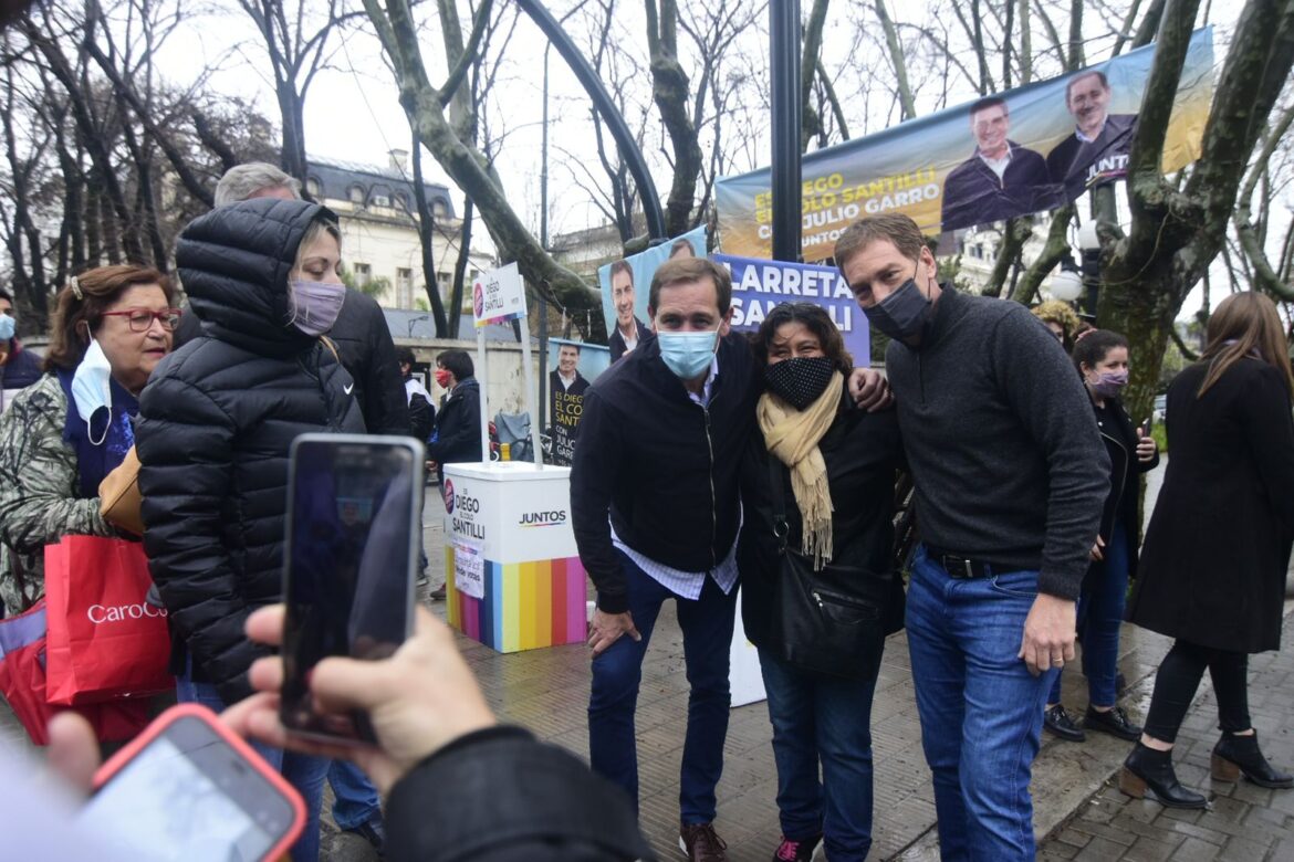 Santilli visitó La Plata y se reunió con sectores comerciales afectados por la pandemia