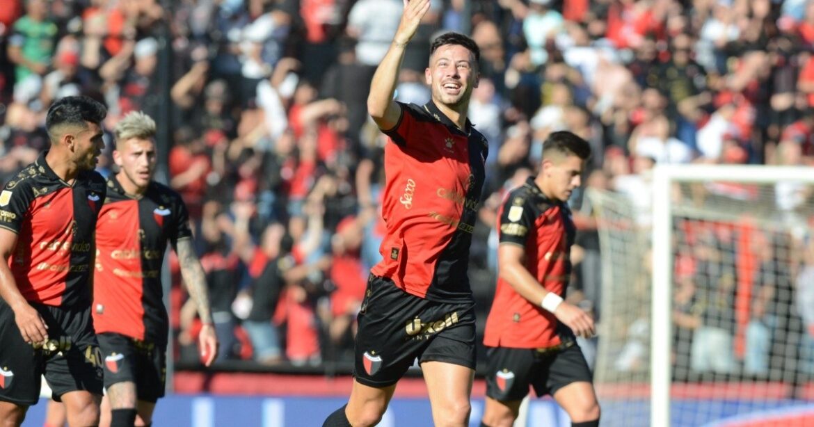 Colón venció en Santa Fe a Estudiantes en un atractivo partido