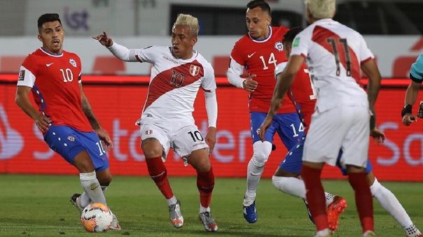 Perú, dirigido por el «Tigre» Gareca, recibe a Chile en Lima por las Eliminatorias