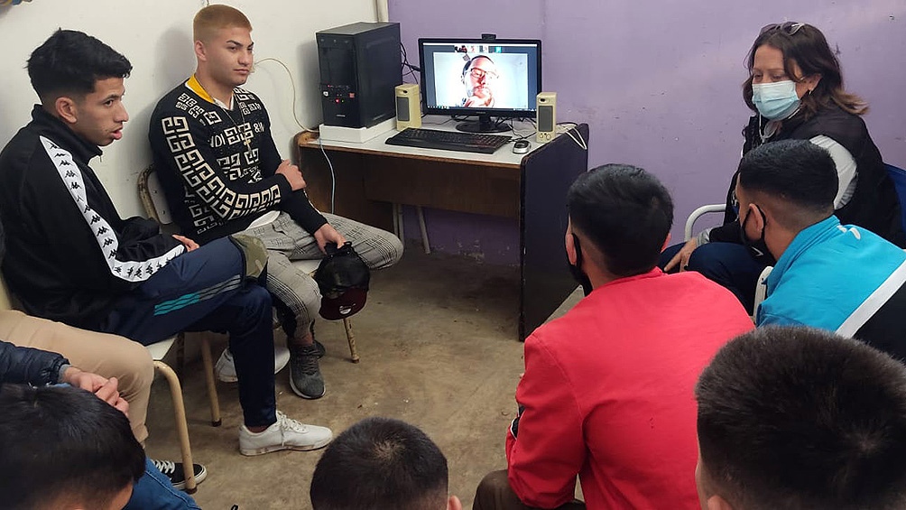 Cómo funciona el plan bonaerense que ayudó a 300 presos a repensar su masculinidad