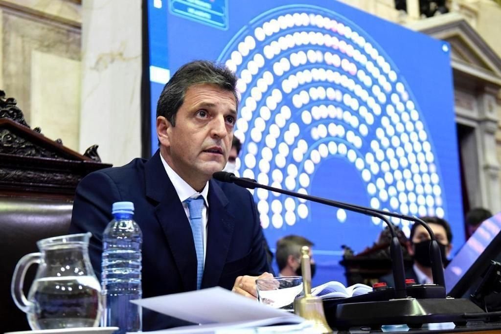 Massa viaja a Roma para participar de la Cumbre de Presidentes de Parlamentos del G20