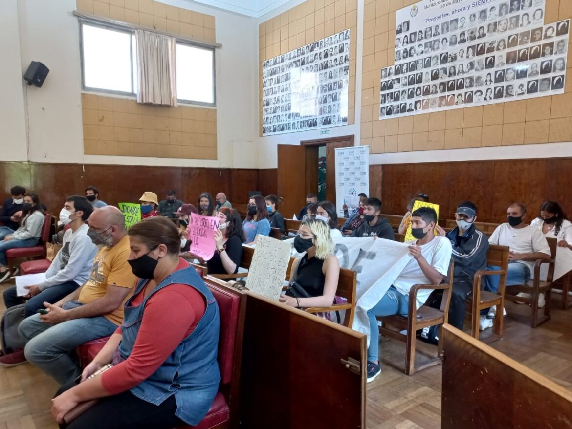 Mar del Plata: Crear Juntos acompañó el reclamo por la falta de ejecución de fondos para refacciones de escuelas