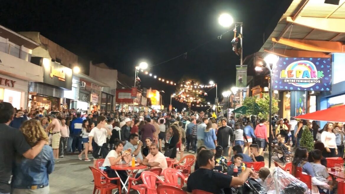 Villa Gesell recibió 62.000 turistas que generaron un récord histórico de ocupación hotelera