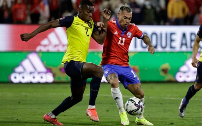 Ecuador gana en Chile y se acerca al Mundial de Qatar 2022
