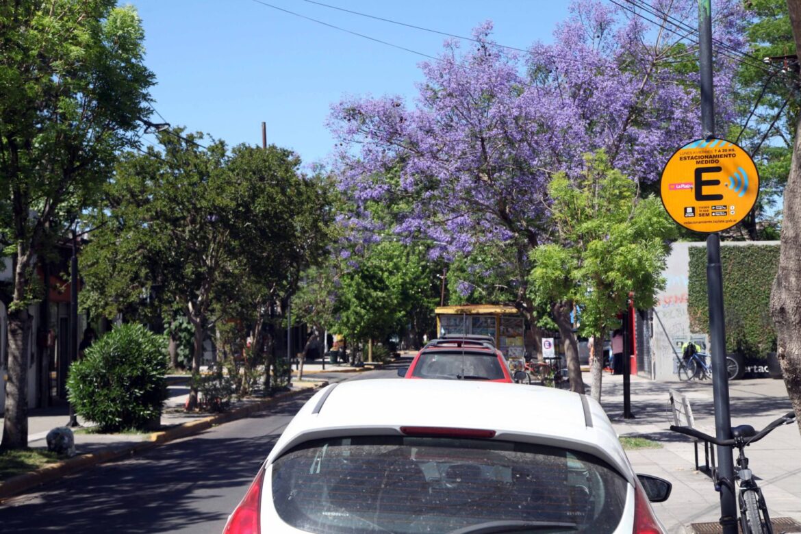 Comenzó a funcionar el Estacionamiento Medido en City Bell