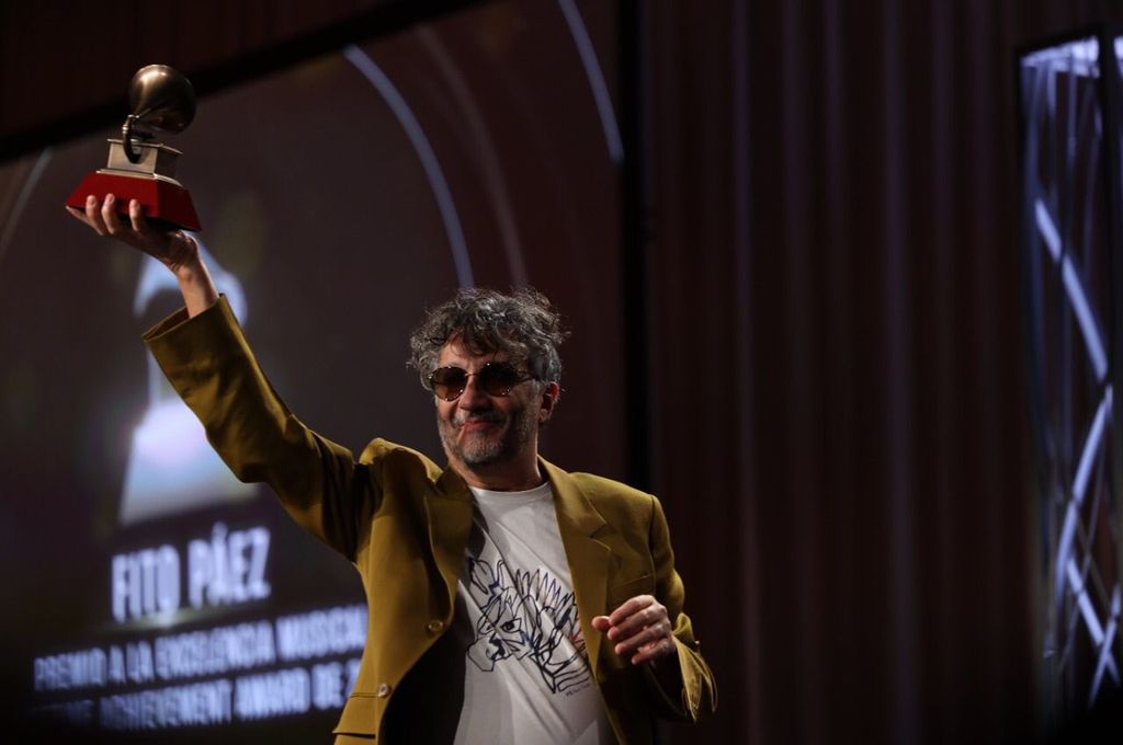 Fito recibió el Grammy a la excelencia por ser «parte del gran laboratorio artístico argentino»