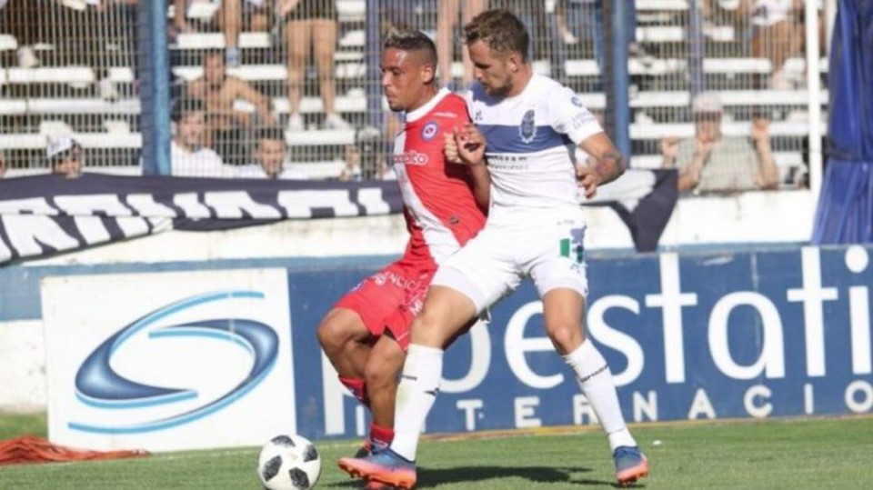 Gimnasia busca estirar su racha positiva en la Liga Profesional con Argentinos en La Paternal