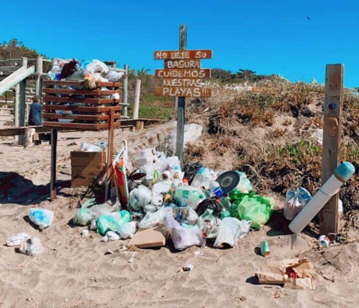 Abandono y basurales en las playas del Sur de Mar del Plata