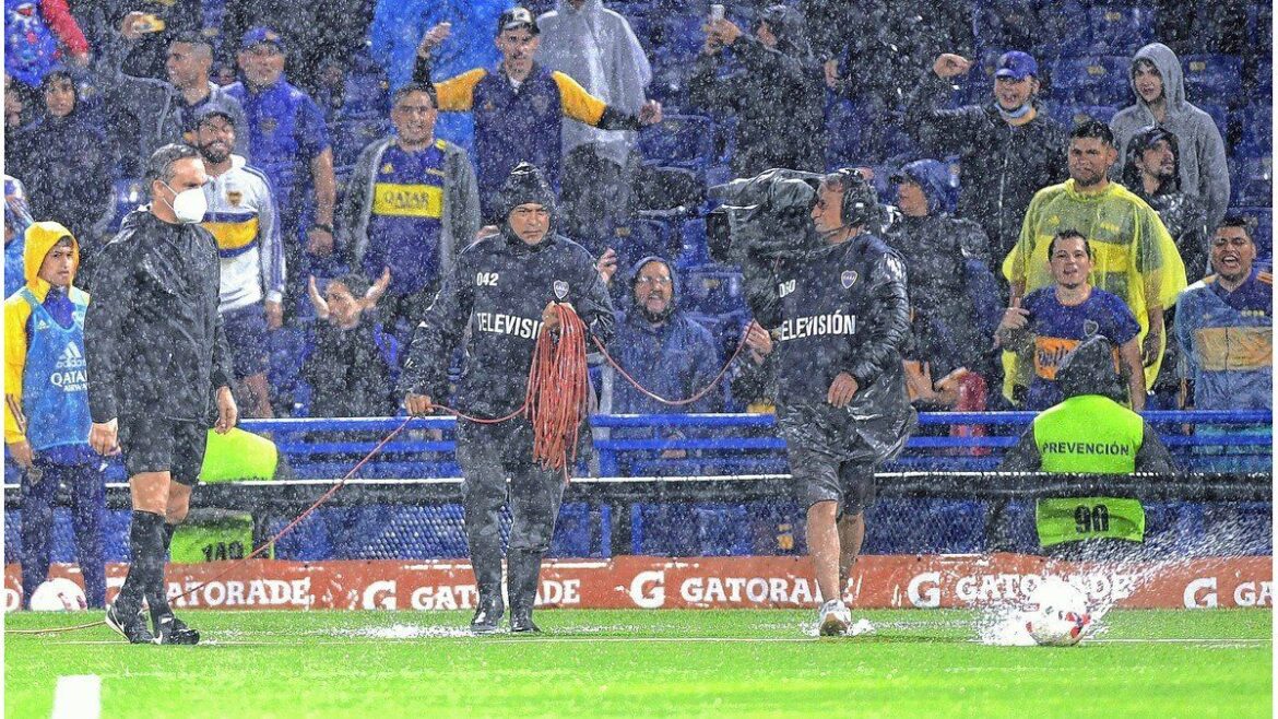 Boca-Newell’s jugarán finalmente este martes a las 19.15 en la Bombonera