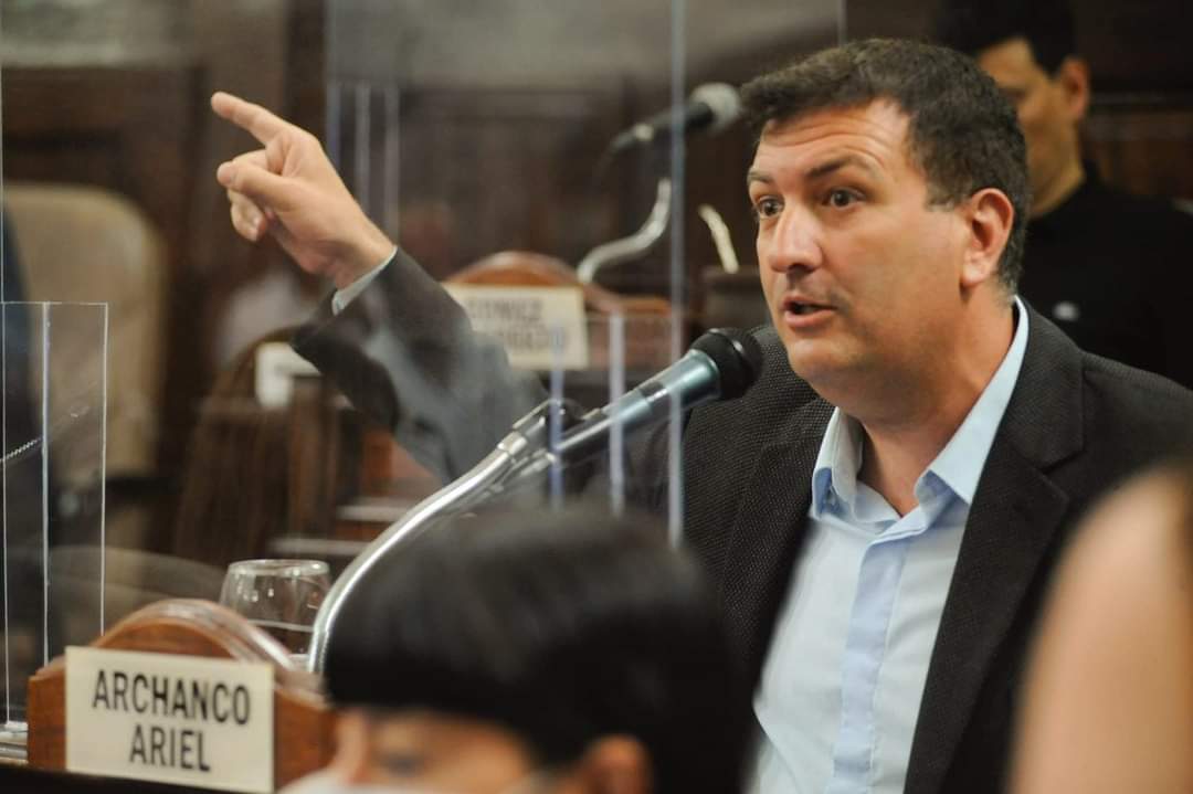 Ariel Archanco: “Llevar este Código al Concejo Deliberante, es parte de un show mediático de Garro, no de una solución real”.