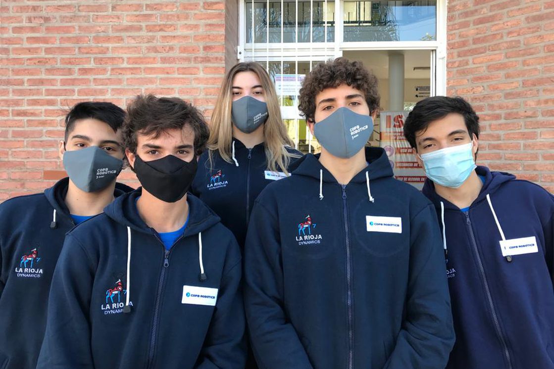 Estudiantes de La Rioja ocuparon el 7º lugar en la Copa de Robótica Mundial en Estados Unidos