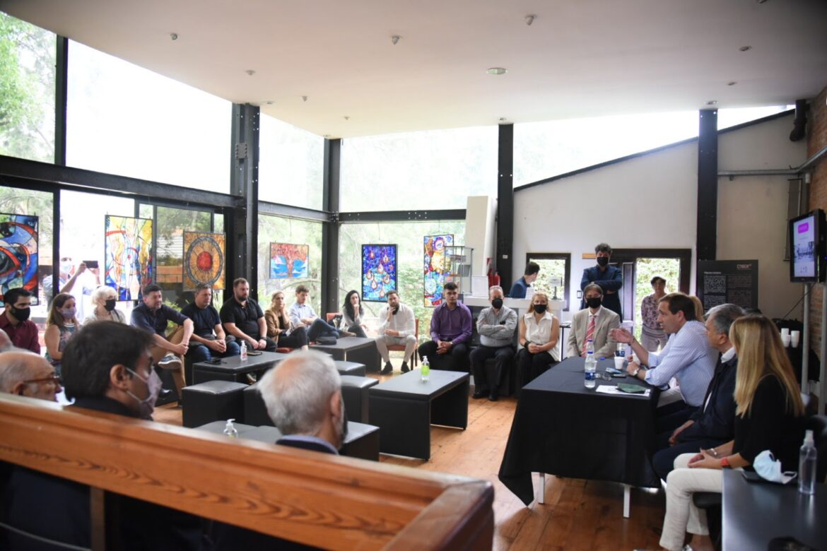 Garro se reunió con empresarios del sector turístico: trabajan para potenciar a la ciudad como destino receptivo