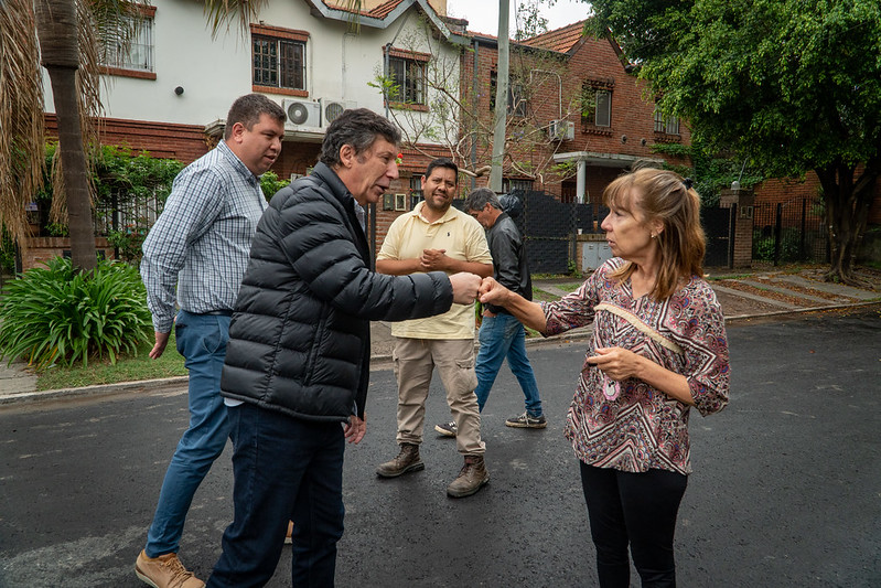 Posse recorrió obras de pavimento en Beccar