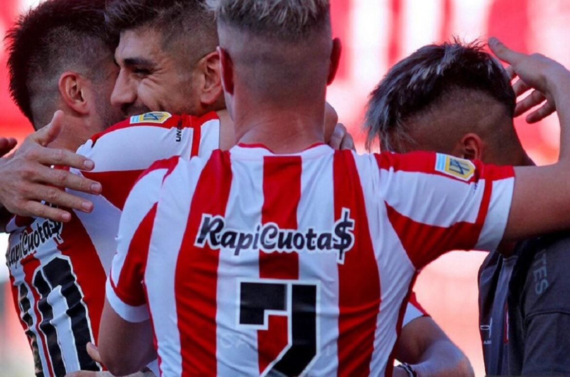 Estudiantes goleó a Huracán y volvió a la victoria después de ocho partidos