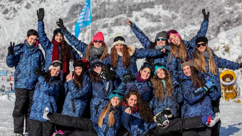 Estudiantes podrán realizar viajes de egresados con esquema de vacunación completo