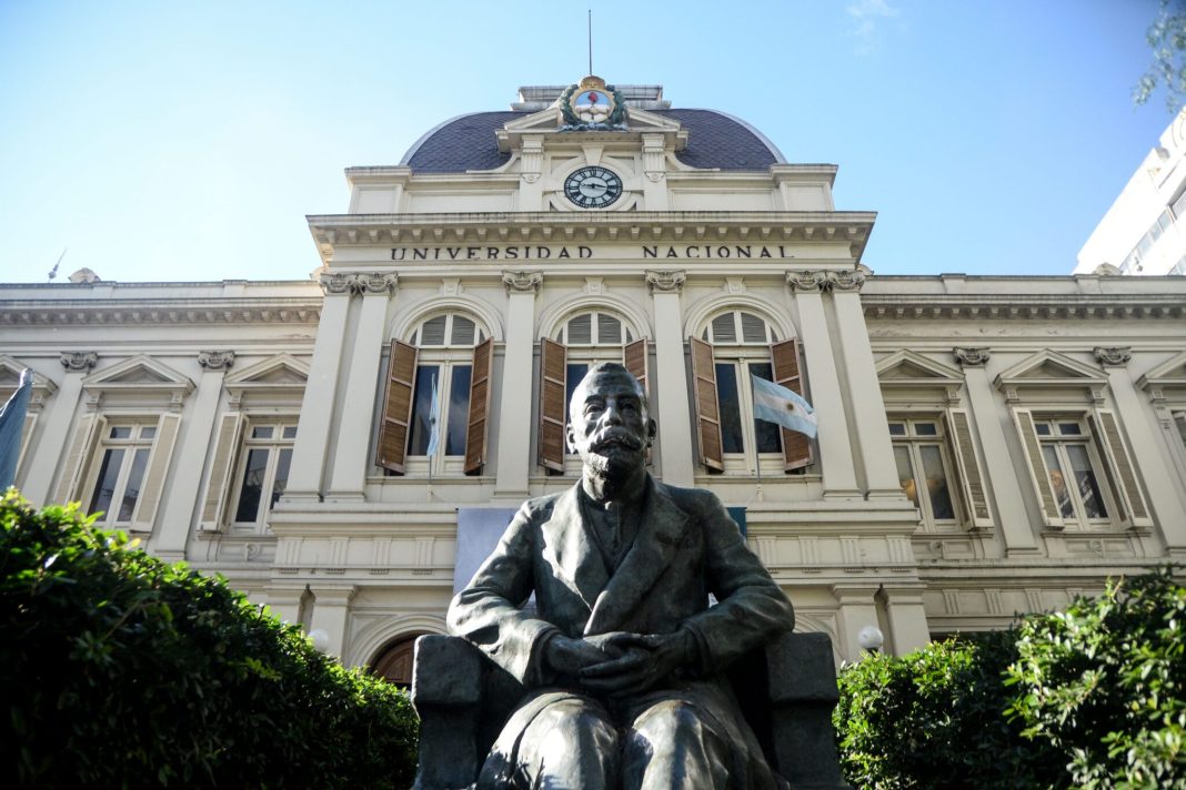 Comienza la inscripción a las becas para estudiantes de la Universidad Nacional de La Plata