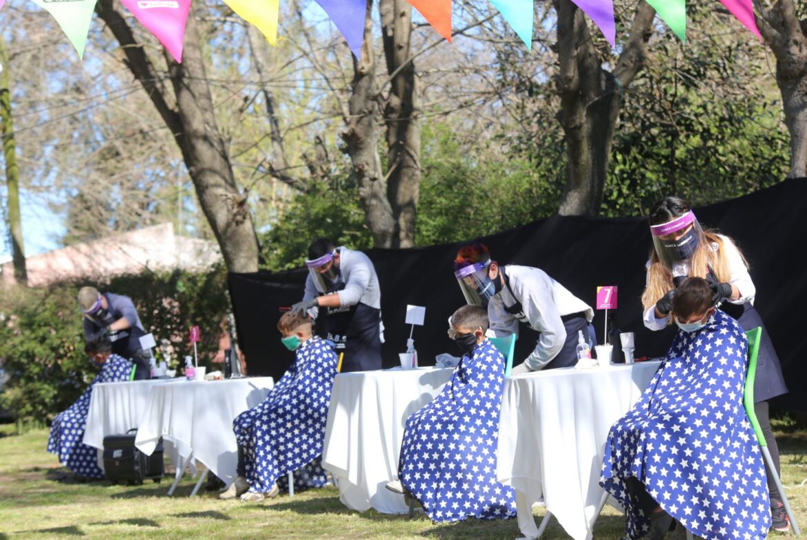 Realizarán una expo de peluquería y estética a beneficio de barberos solidarios